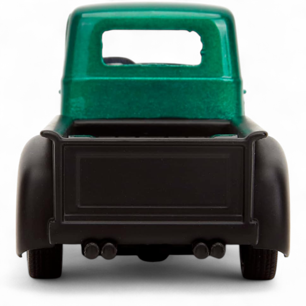 Green Lantern & 1952 Chevrolet COE Pickup 1/32