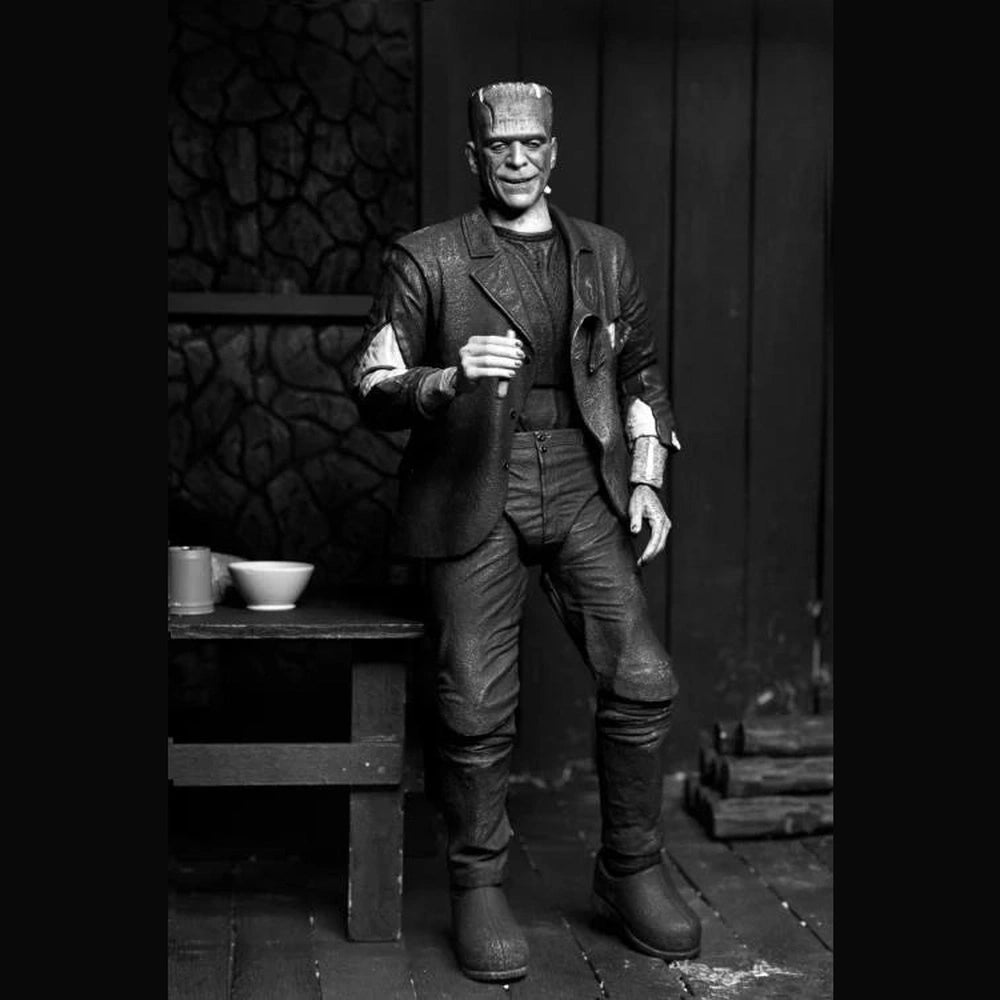Universal Monsters Ultimate Bride of Frankenstein Frankenstein's Monster Black & White Ver.