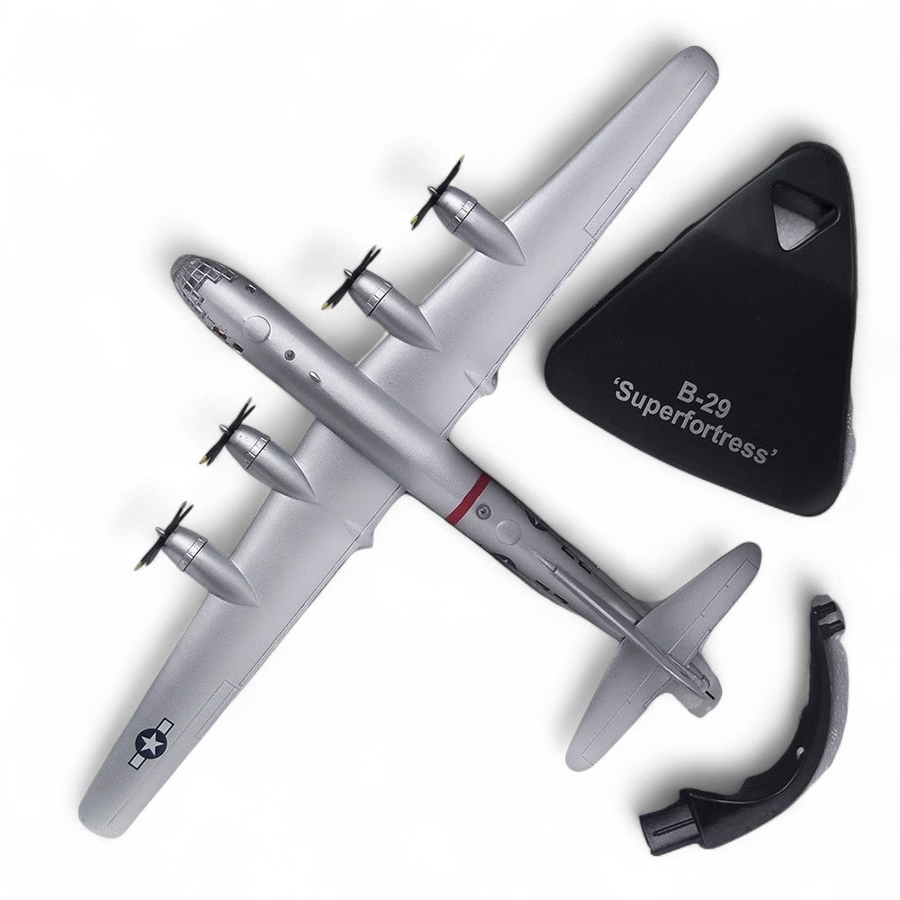 Boing B-29 Superfortress Bockscar USAF Nagasaki 1945 1/144