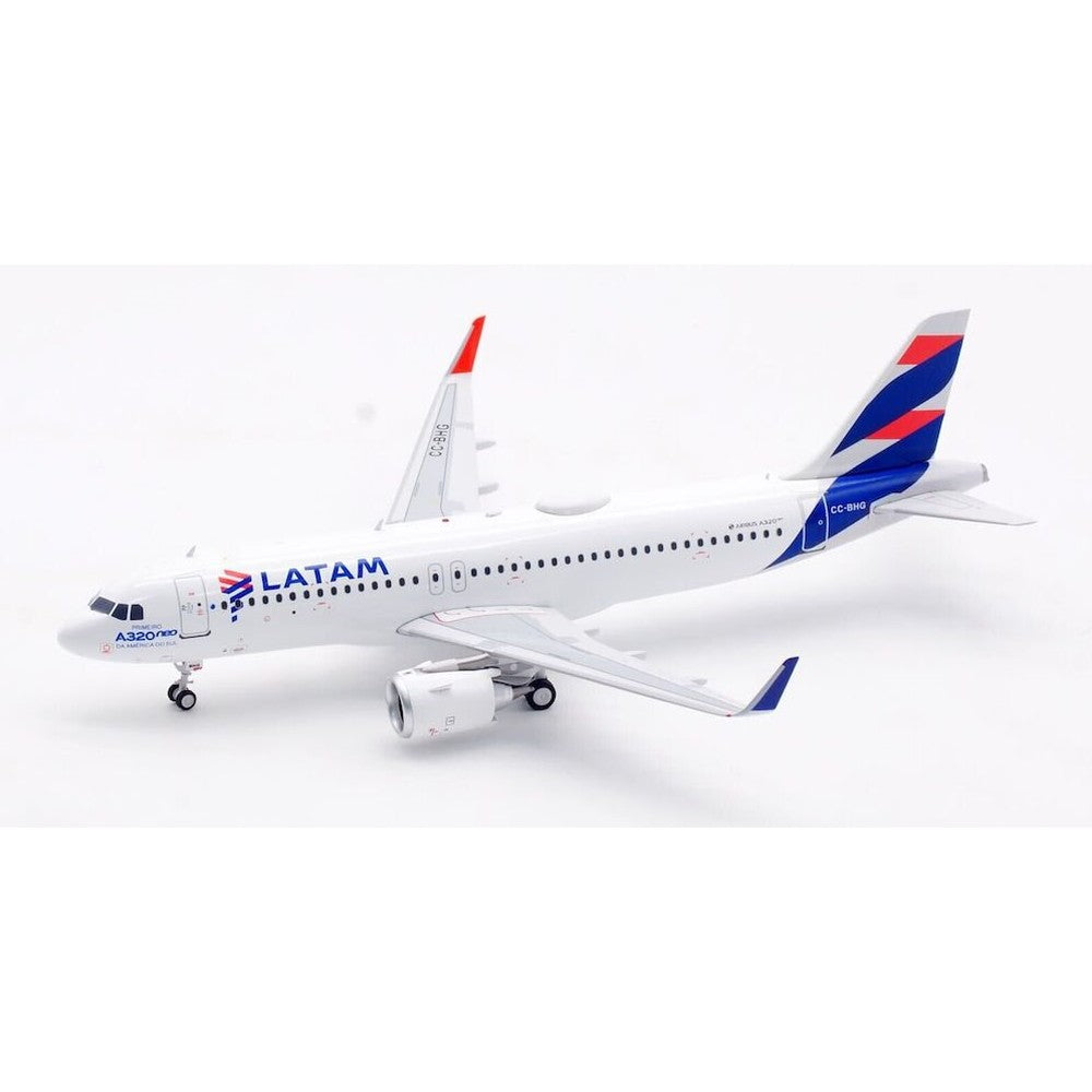 Airbus A320neo LATAM Airlines, CC-BHG 1/200 Edición Limitada