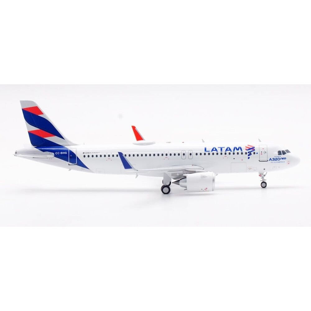 Airbus A320neo LATAM Airlines, CC-BHG 1/200 Edición Limitada