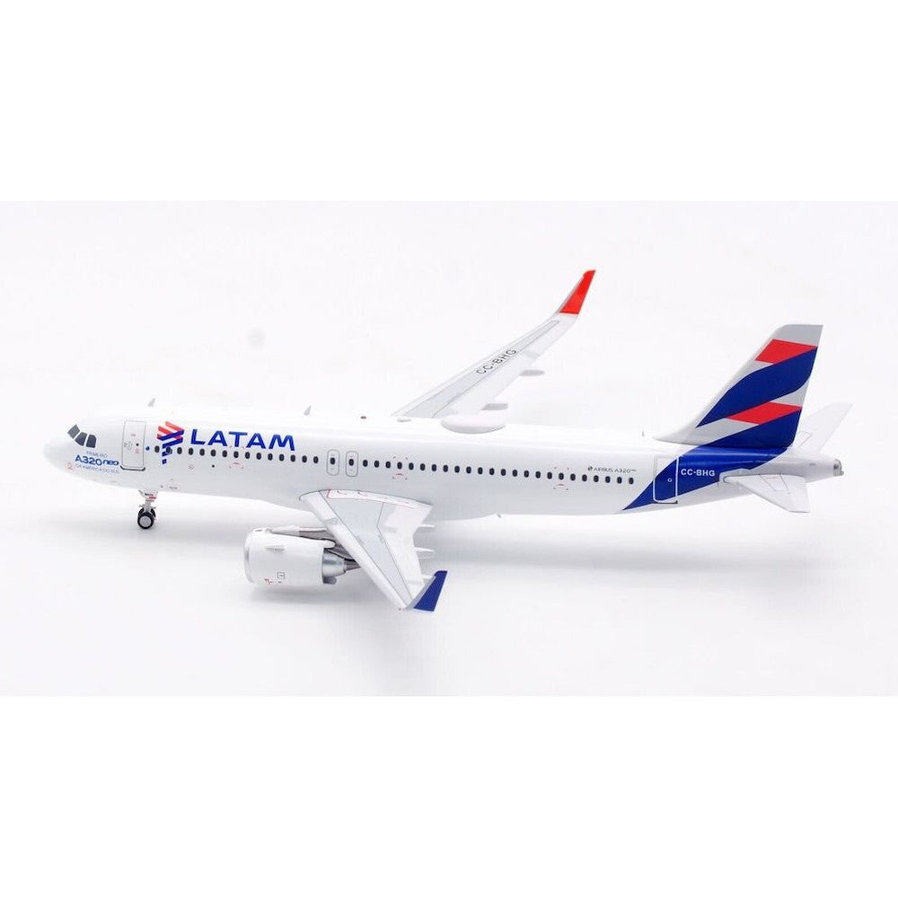 Airbus A320neo LATAM Airlines, CC-BHG 1/200 Edición Limitada