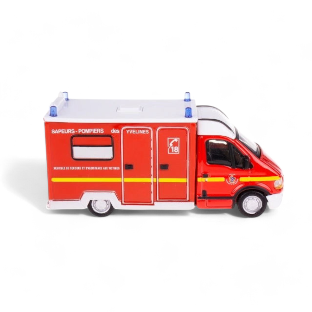 Renault Master Van Ambulancia 1/43