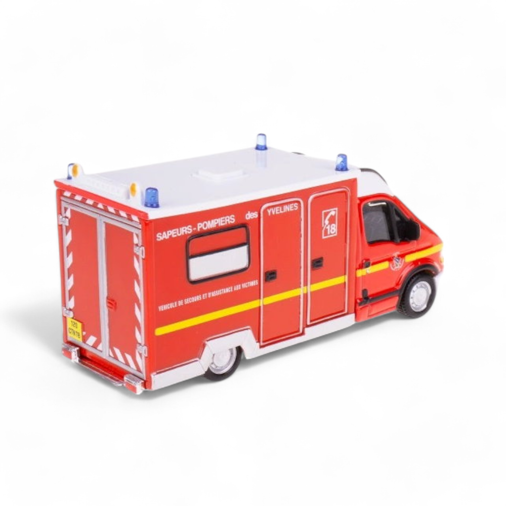 Renault Master Van Ambulancia 1/43