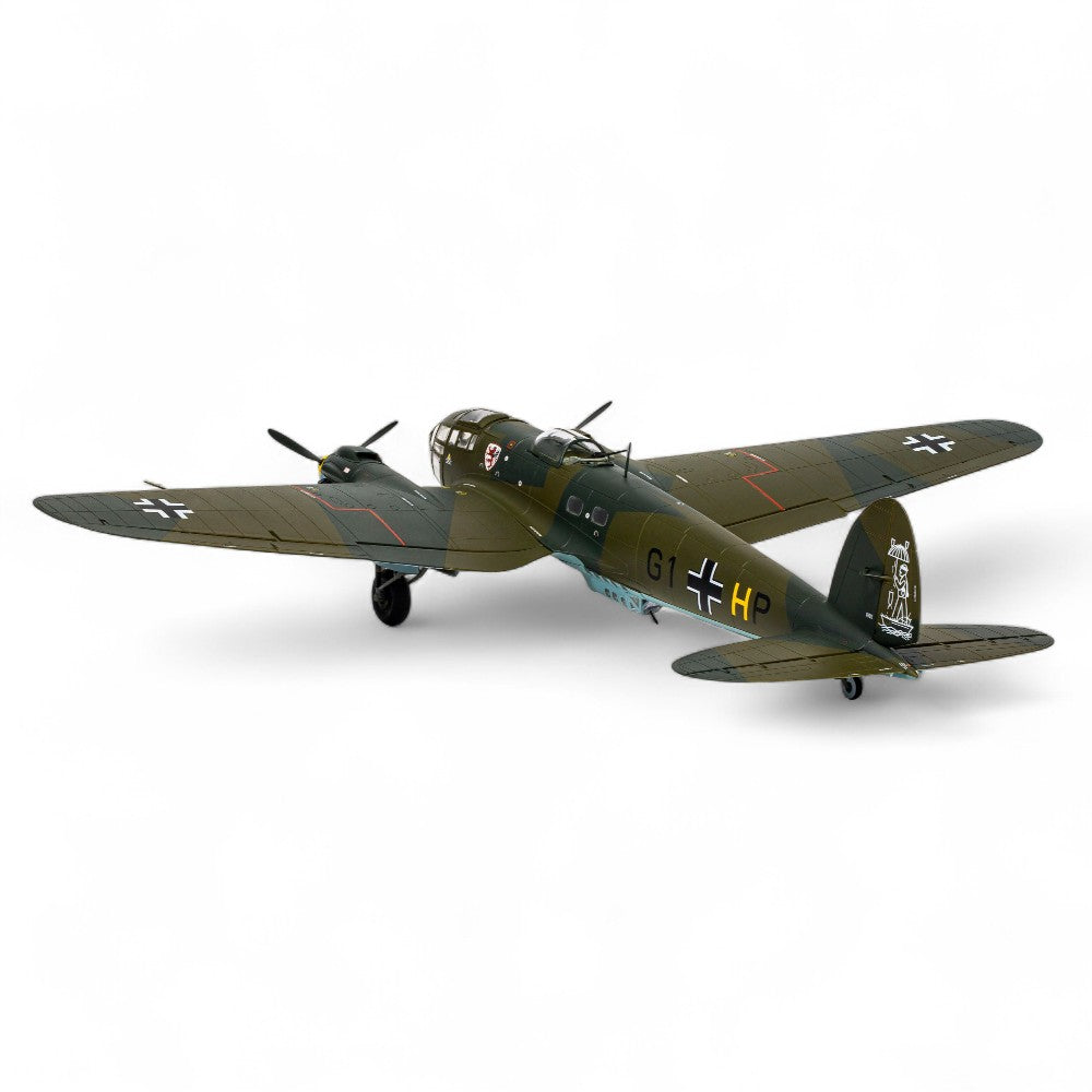 Heinkel He111 P-2 Model Kit 1/72
