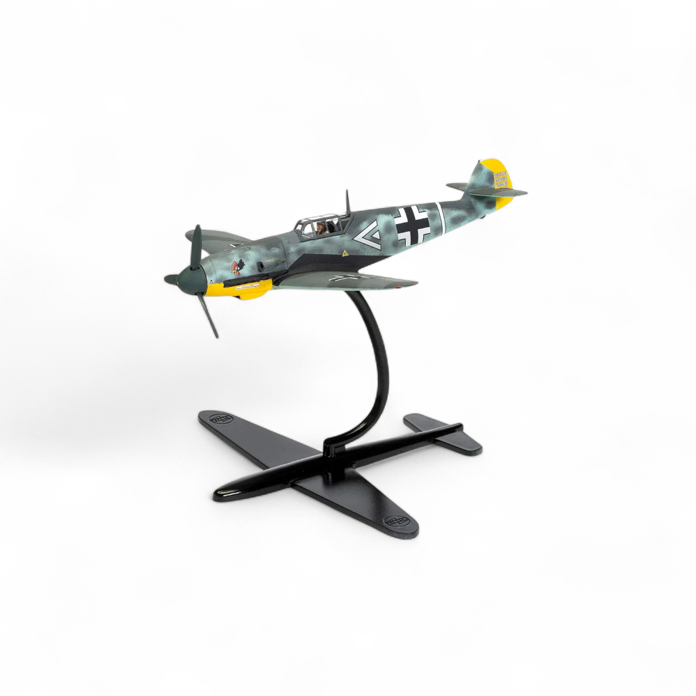 Double Fighter: Supermarine Spitfire Mk.Vc vs Messerschmitt BF-109F-4 Gift Set Model Kit 1/72