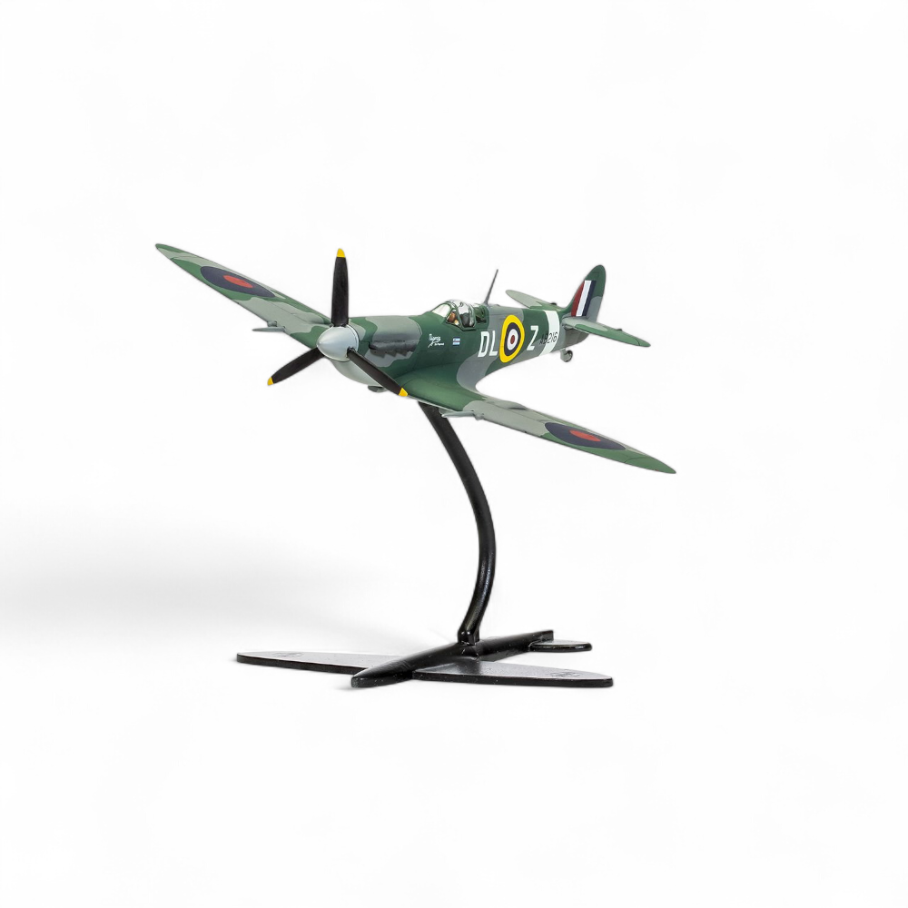 Double Fighter: Supermarine Spitfire Mk.Vc vs Messerschmitt BF-109F-4 Gift Set Model Kit 1/72