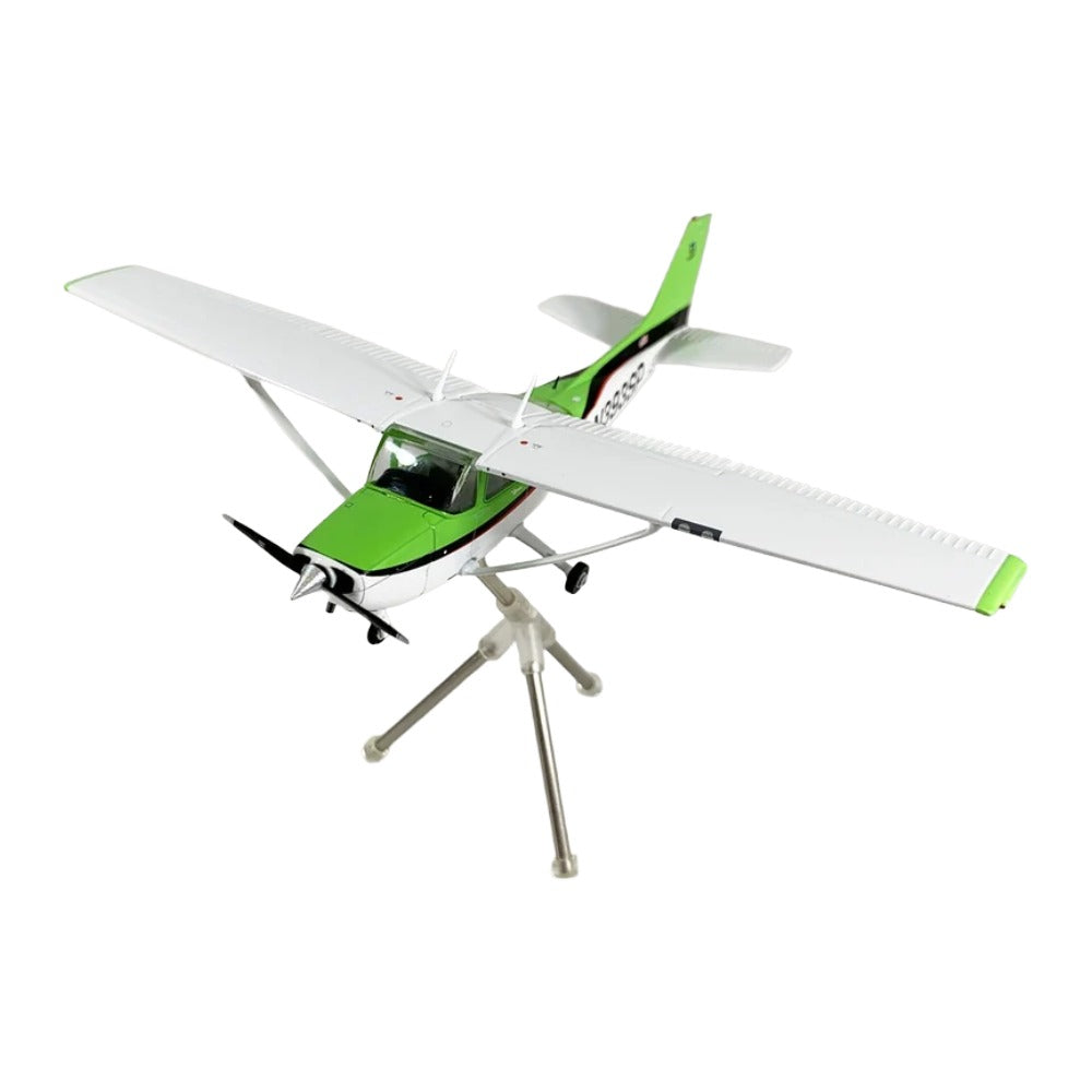 Cessna 172S Skyhawk "Cirrus Aviation" (N393SP) 1/72
