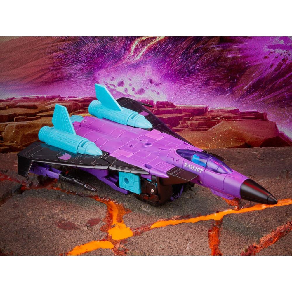 Transformers Generations Selects Voyager G2 Ramjet