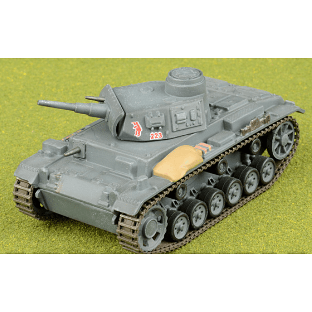 Daimler-Benz Sd.Kfz.141 Panzer III G German Army 4.PzDiv, 1941 1/72