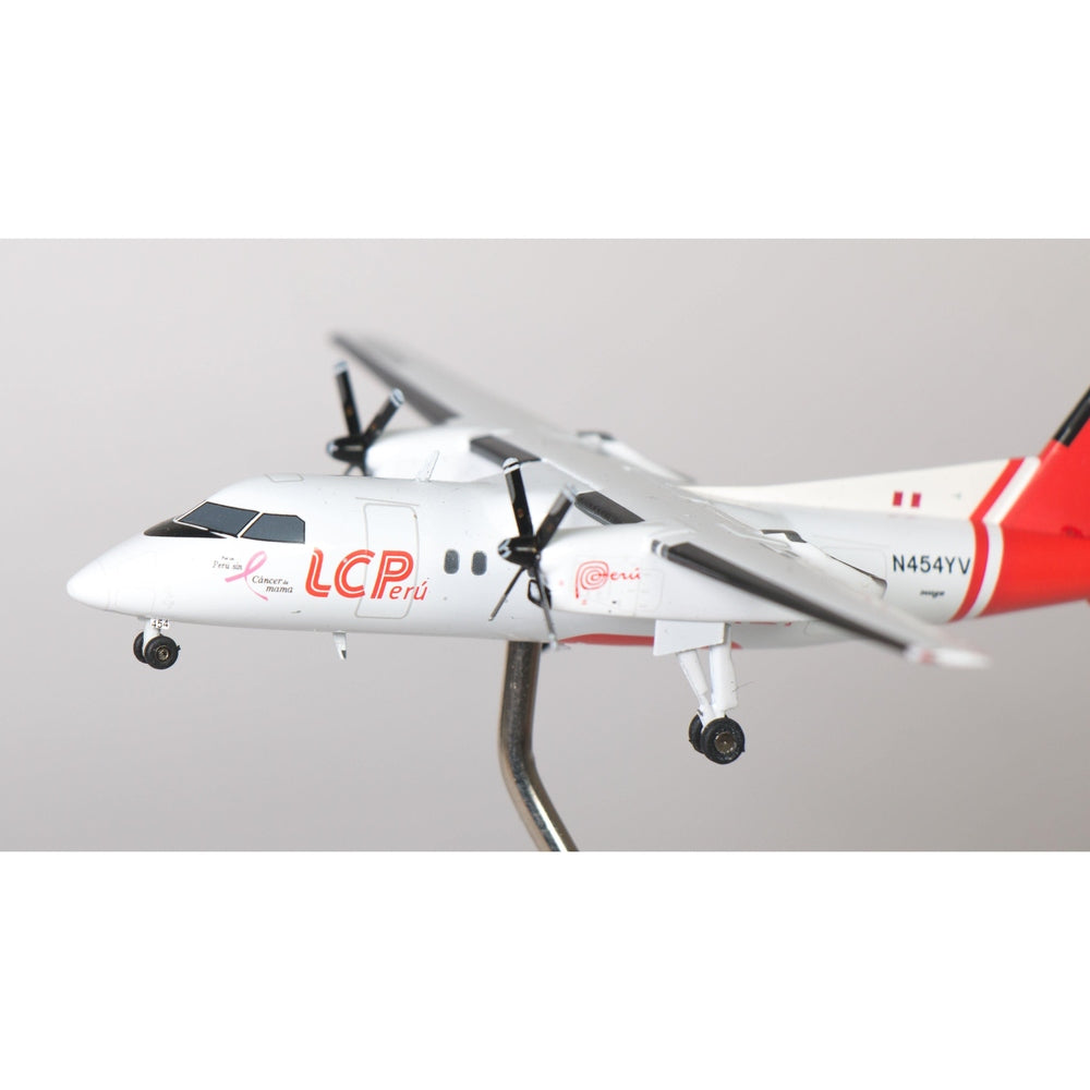 Bombardier Dash 8 - LC Perú Liga contra el Cáncer 1/200