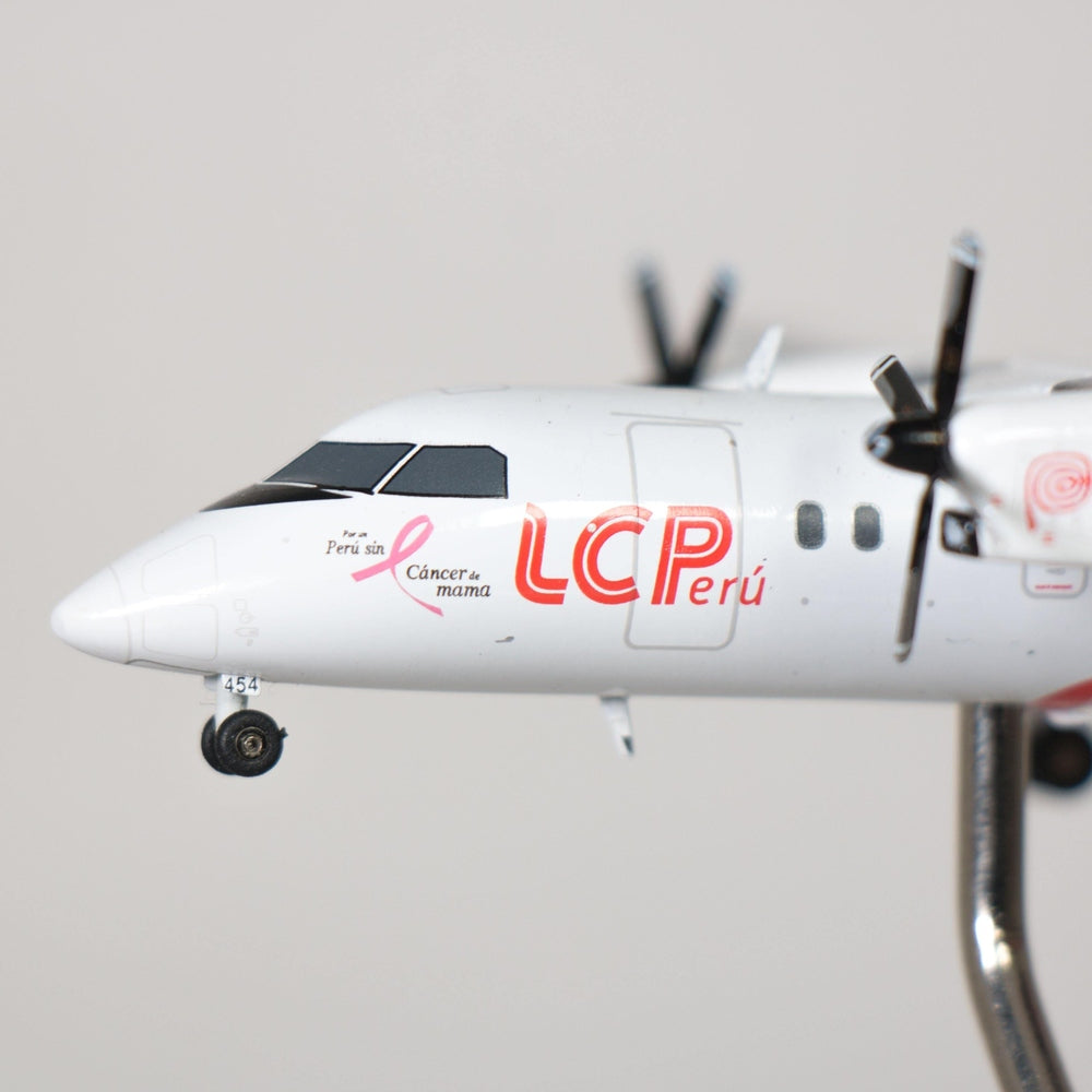 Bombardier Dash 8 - LC Perú Liga contra el Cáncer 1/200