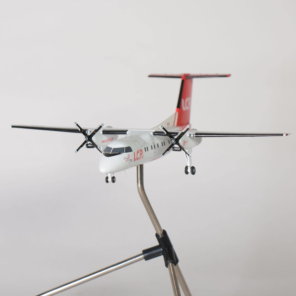 Bombardier Dash 8 - LC Perú Liga contra el Cáncer 1/200
