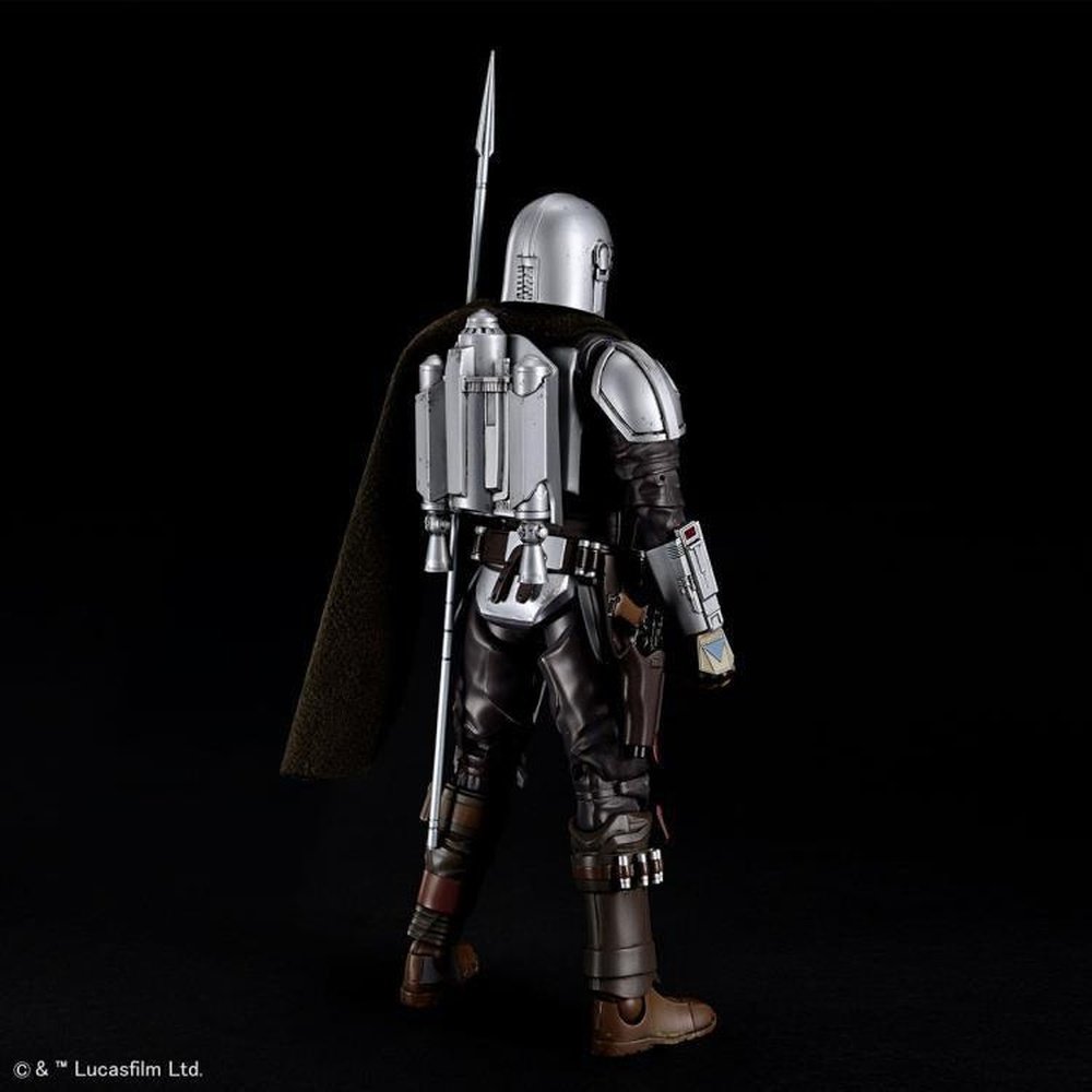 The Mandalorian Beskar Armor Model Kit 1/12