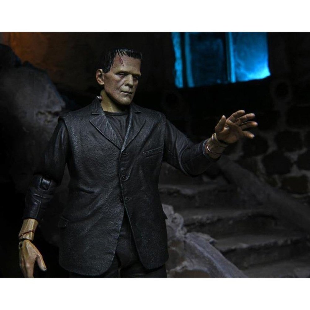 Universal Monsters - Ultimate Frankenstein's Monster Color