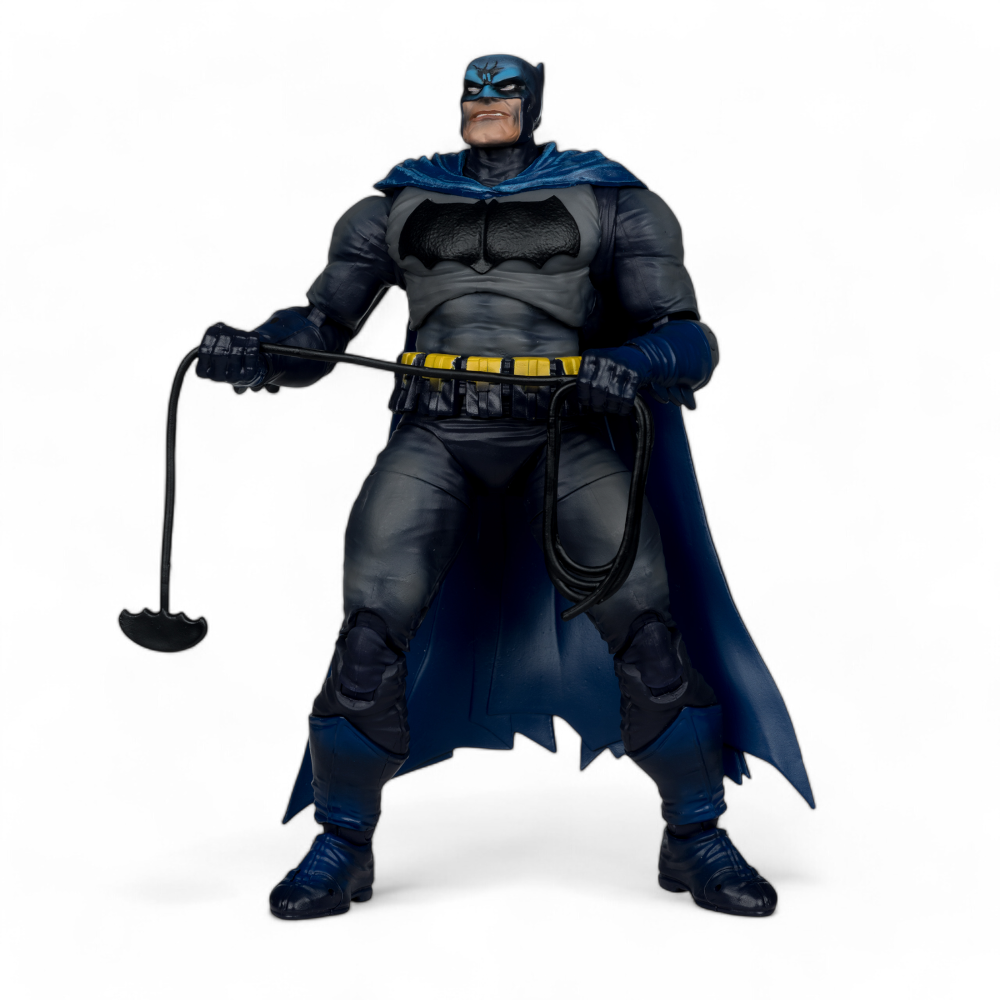DC Multiverse - The Dark Knight Returns - Batman Battle Damage Blue Platinum Ver.