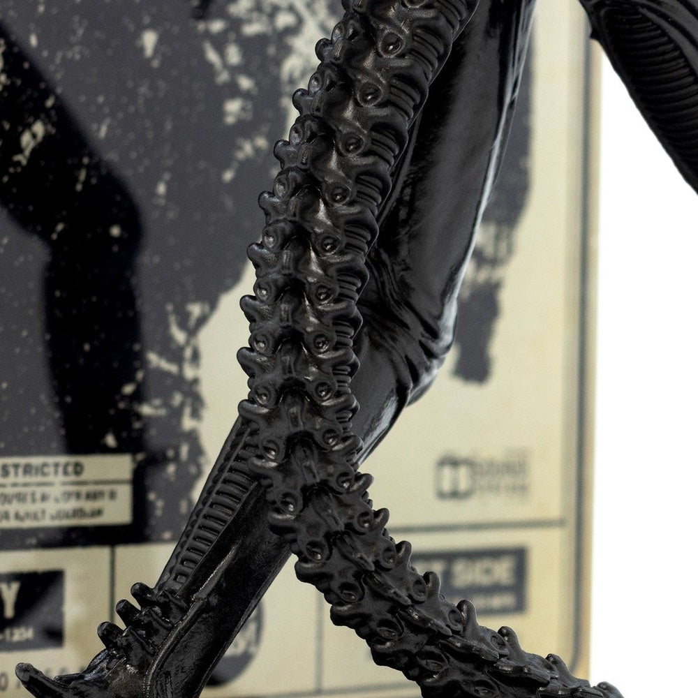 Alien Big Chap Xenomorph Deluxe Vinyl