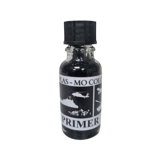 Primer Negro Model Kit
