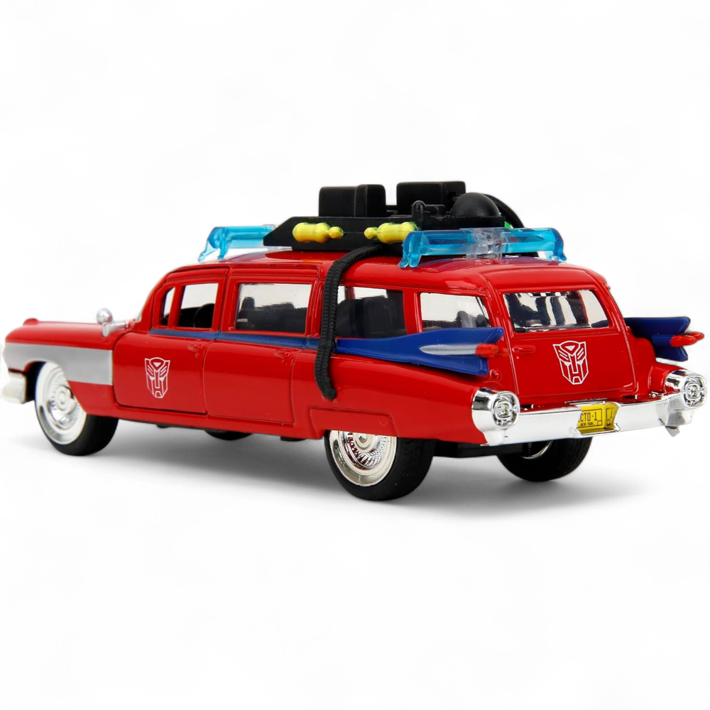 Transformers x Ghostbusters - Ecto-1 x Optimus Prime Mash-Up 40th Anniversary 1/32