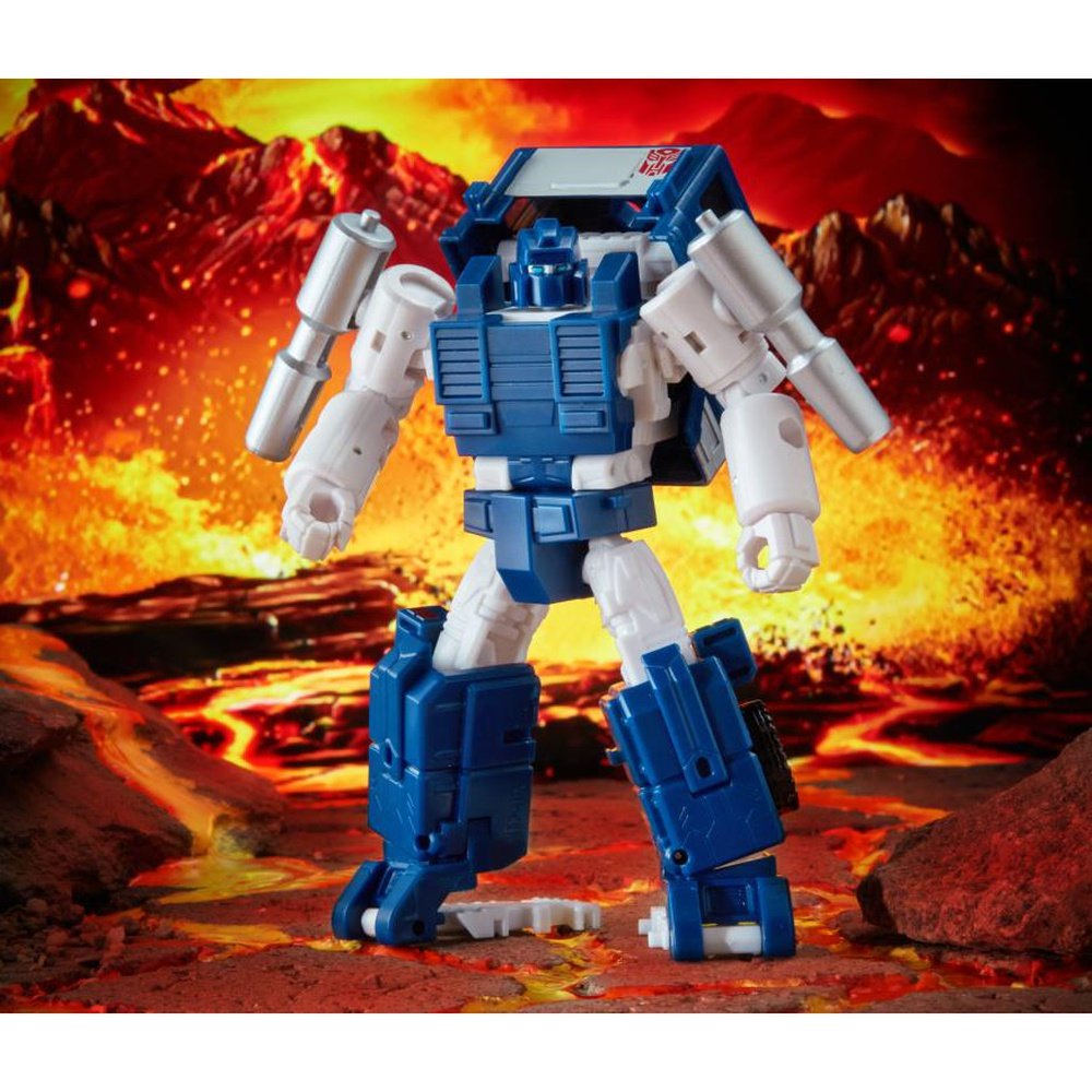 Transformers War for Cybertron: Kingdom Deluxe Pipes