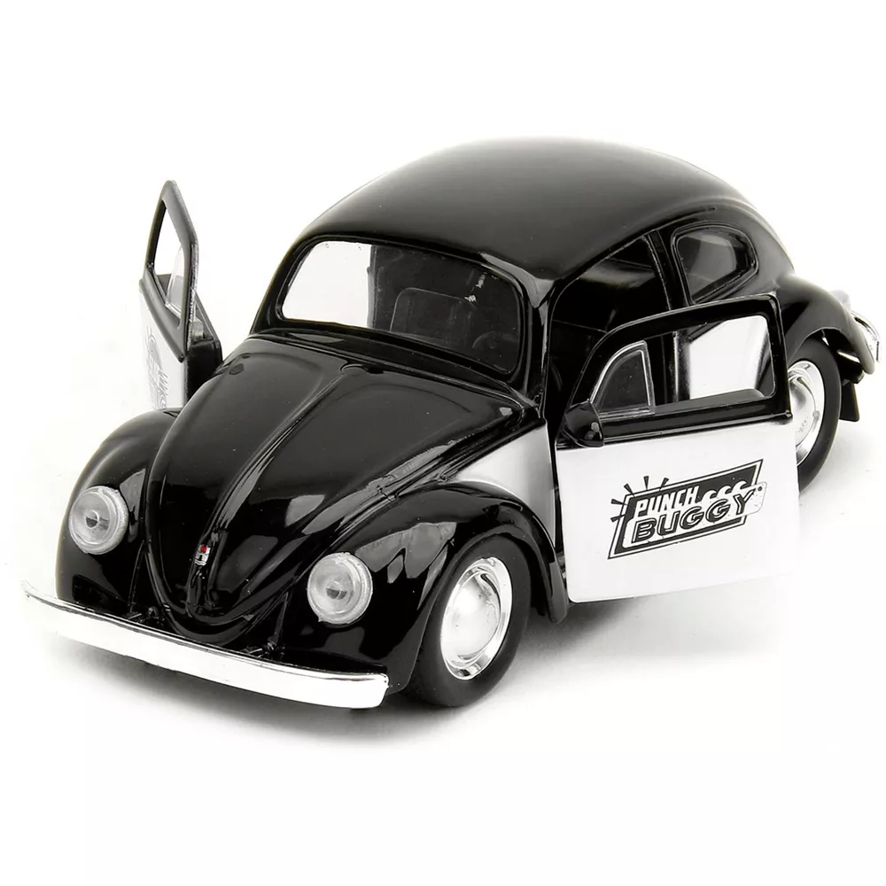 Slug Bug - 1959 Volkswagen Beetle & Boxing Gloves 1/32