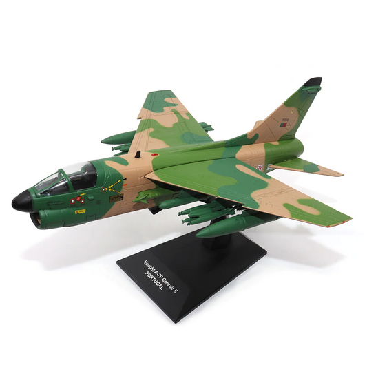 Vought A-7P Corsair II Portugal 1/72