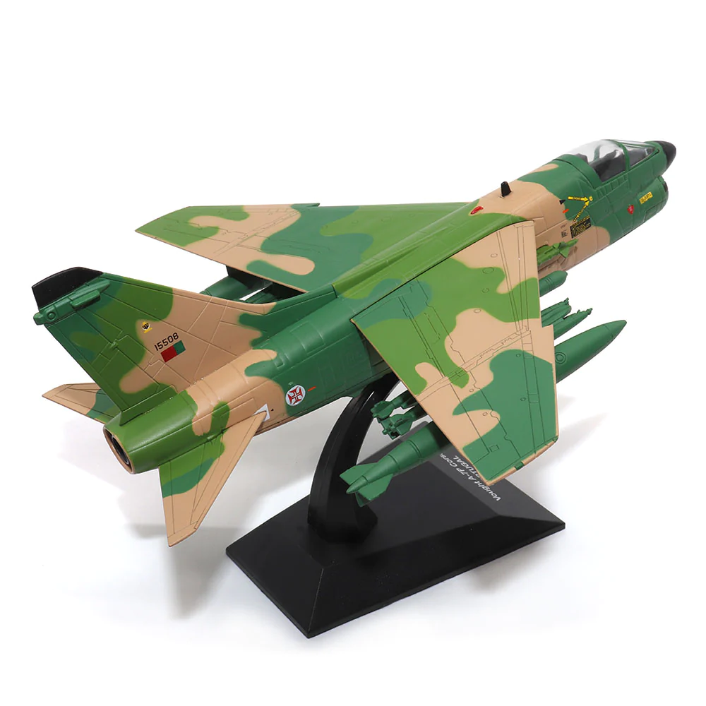 Vought A-7P Corsair II Portugal 1/72