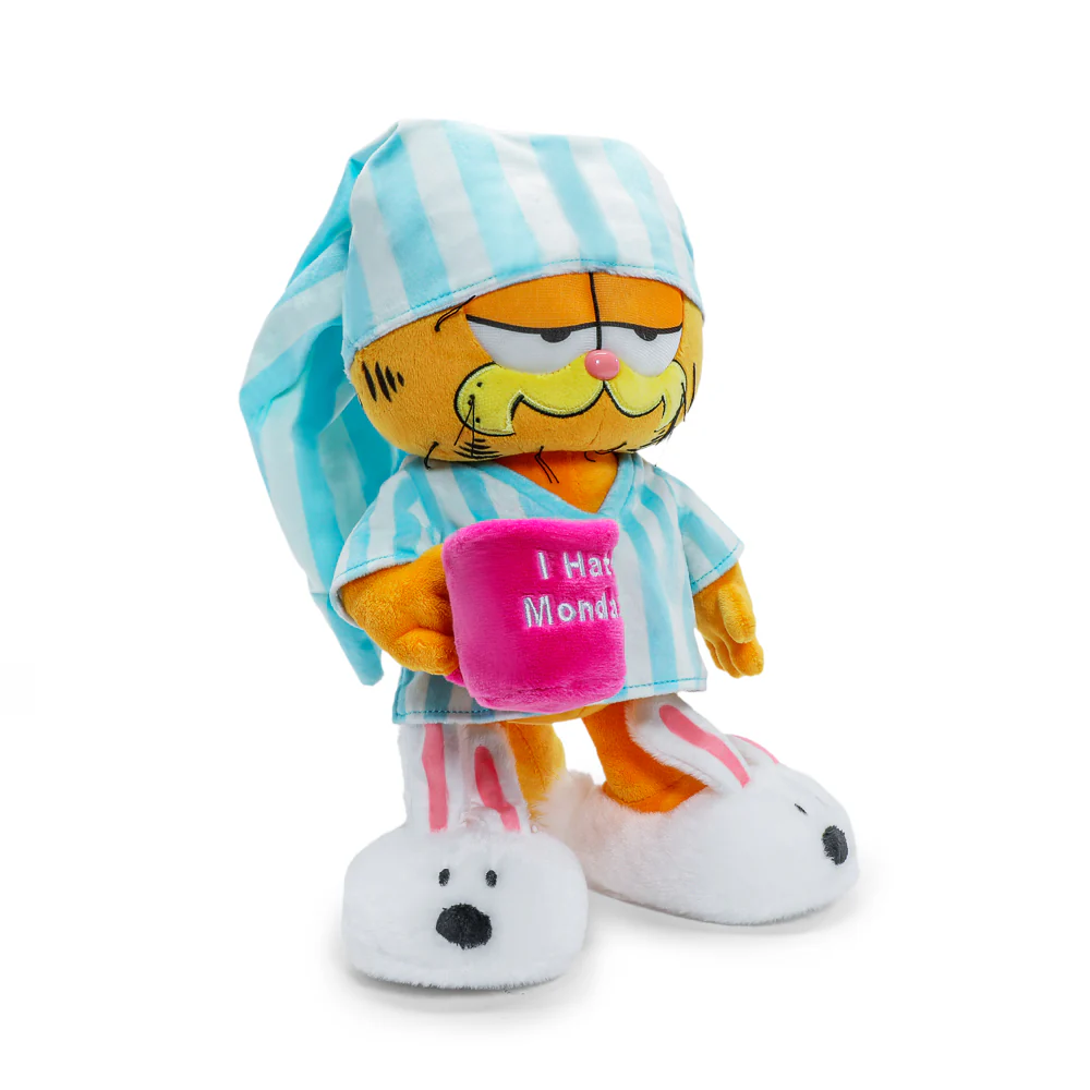 I Hate Mondays Grouchy Garfield in Pajamas and Slippers Peluche