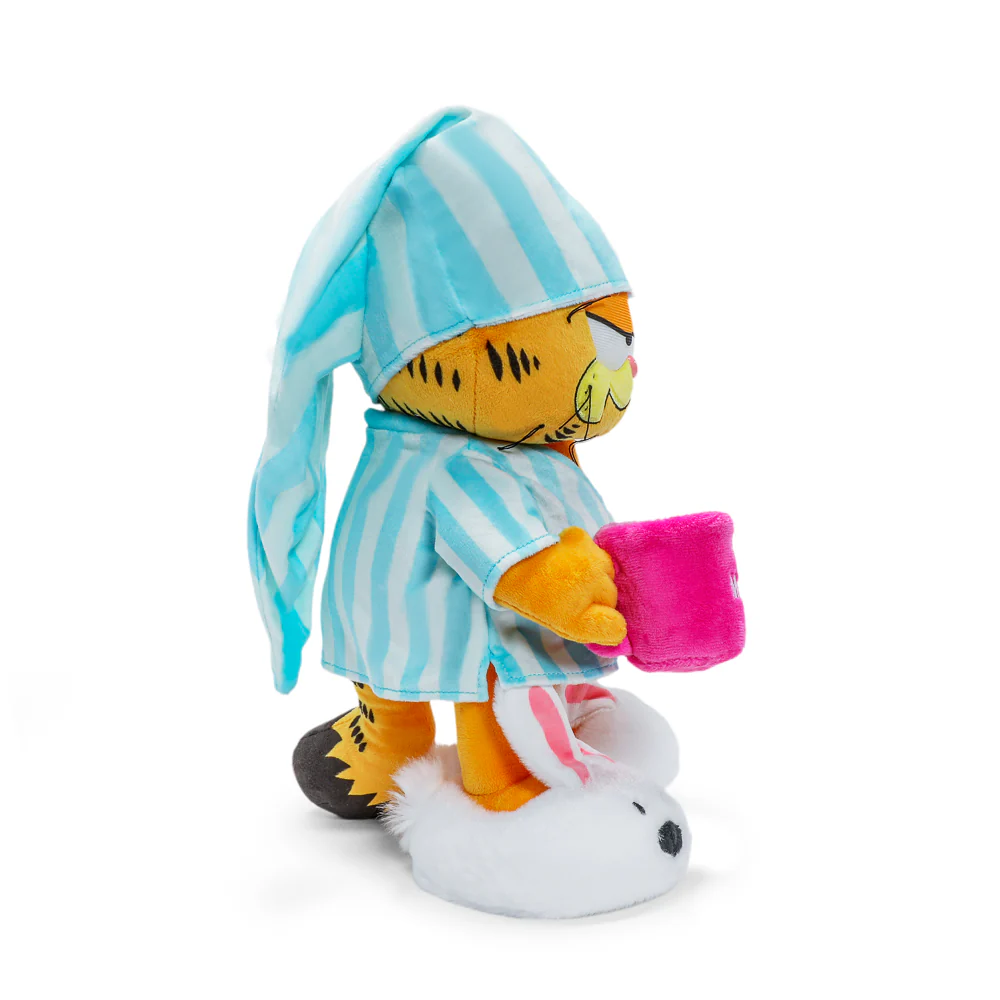 I Hate Mondays Grouchy Garfield in Pajamas and Slippers Peluche