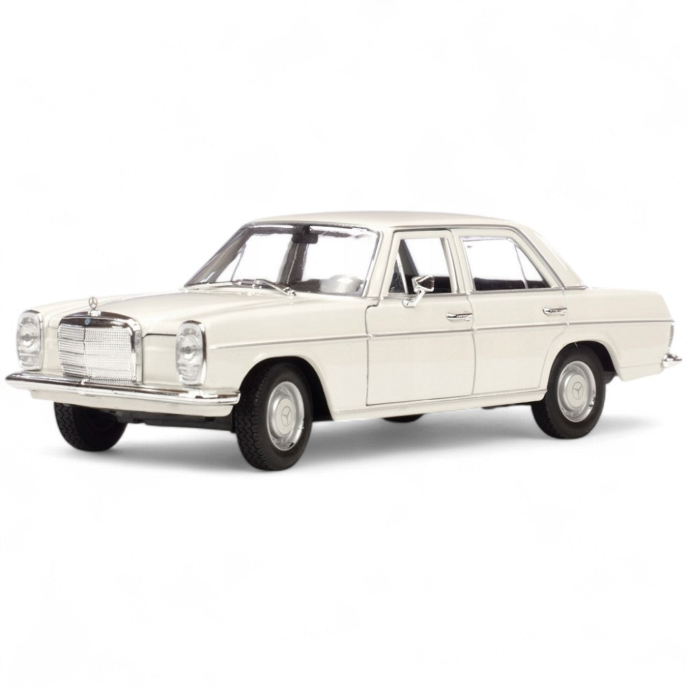Mercedes-Benz 220 1/34