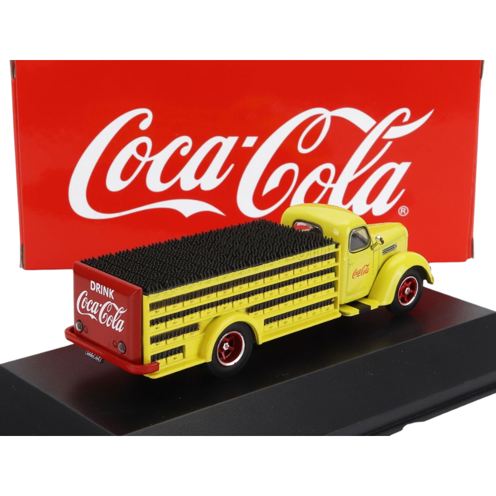 Coca Cola - 1948 International KB8 1/72