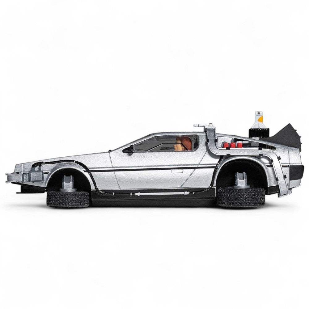 Back To The Future 2 - Delorean Flying Time Machine Slot Car 1/32