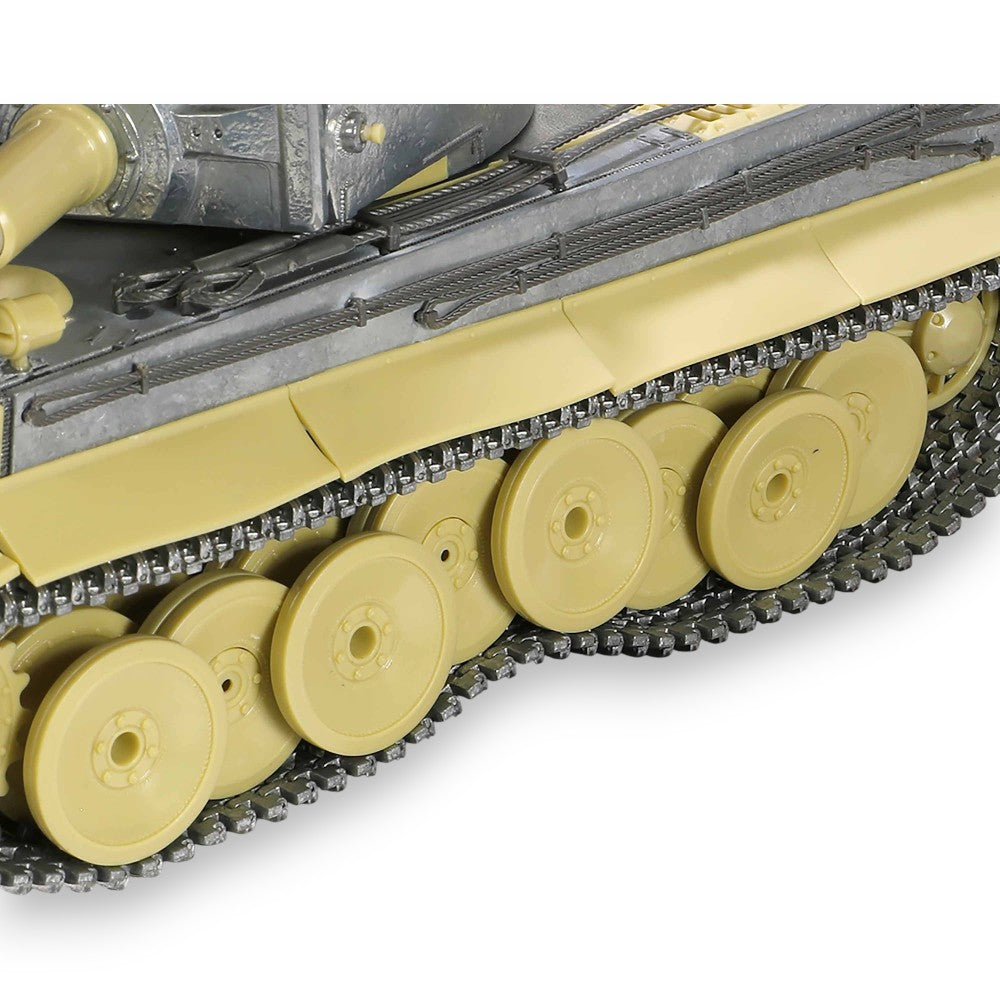 Tiger I Tank Early Production Tunesia Spring, 1943 Model Kit 1/72