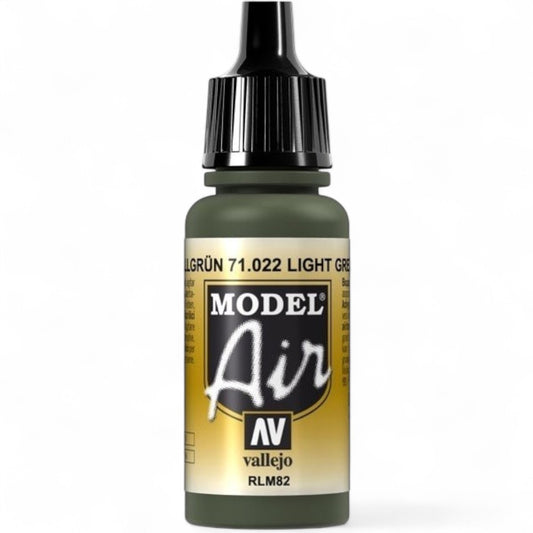 Vallejo Model Air Light Green - Verde Claro 71022