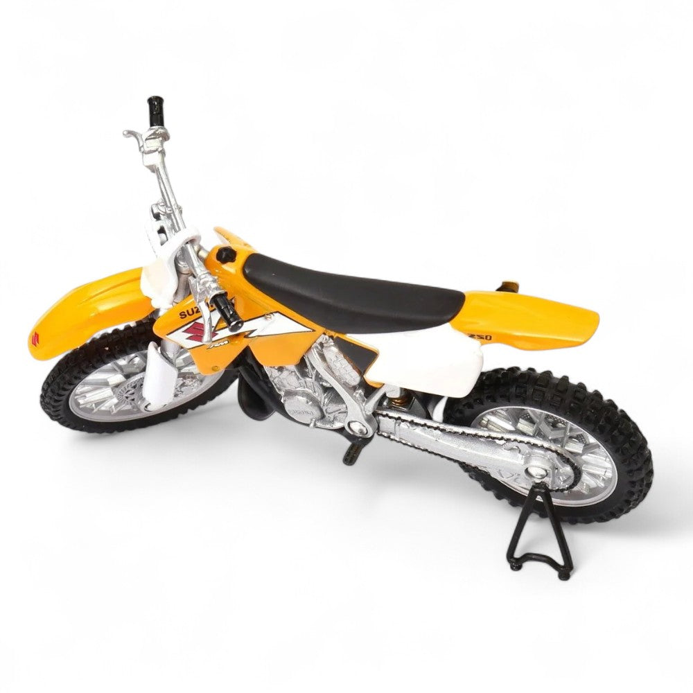 Suzuki RM250 1/18