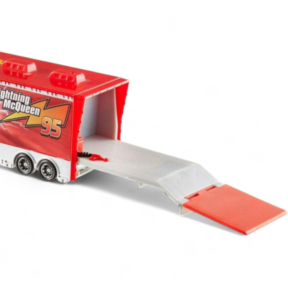 Disney Pixar Cars 3 - Mack Hauler 1/55