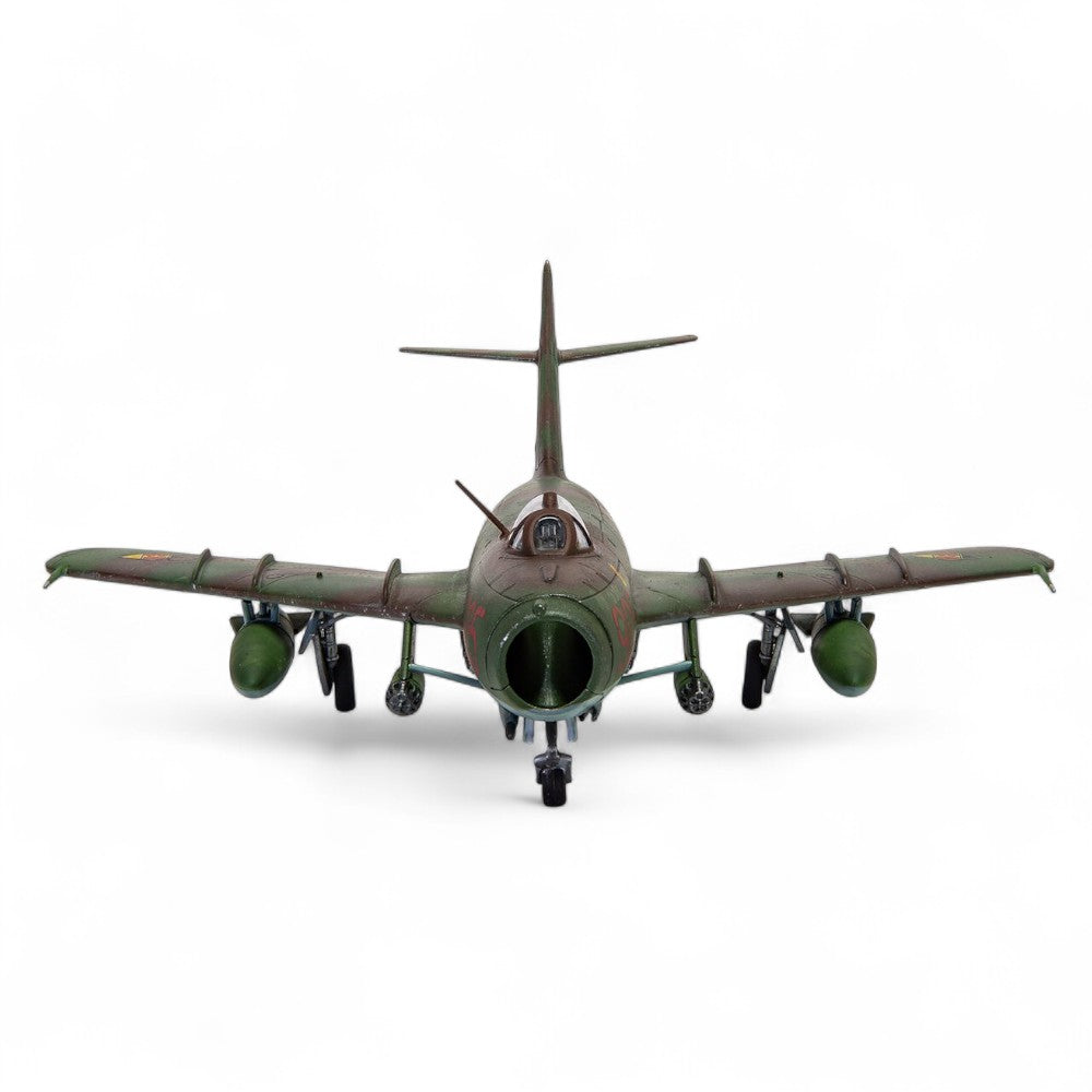 PZL LIM-5 Model Kit 1/72