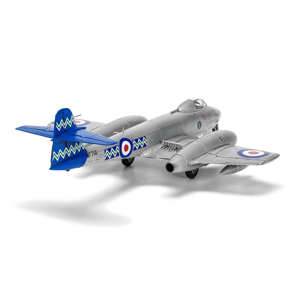 Gloster Meteor F.8 Model Kit 1/72