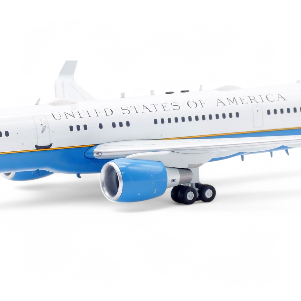 Boeing 757-200 USAF 1/200