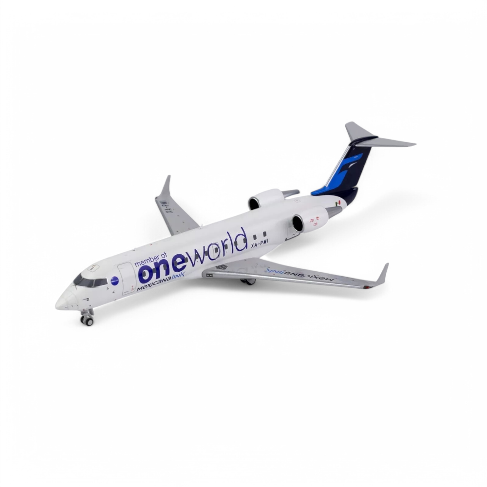 Bombardier CRJ200 - Member of One World Mexicana Link 1/200