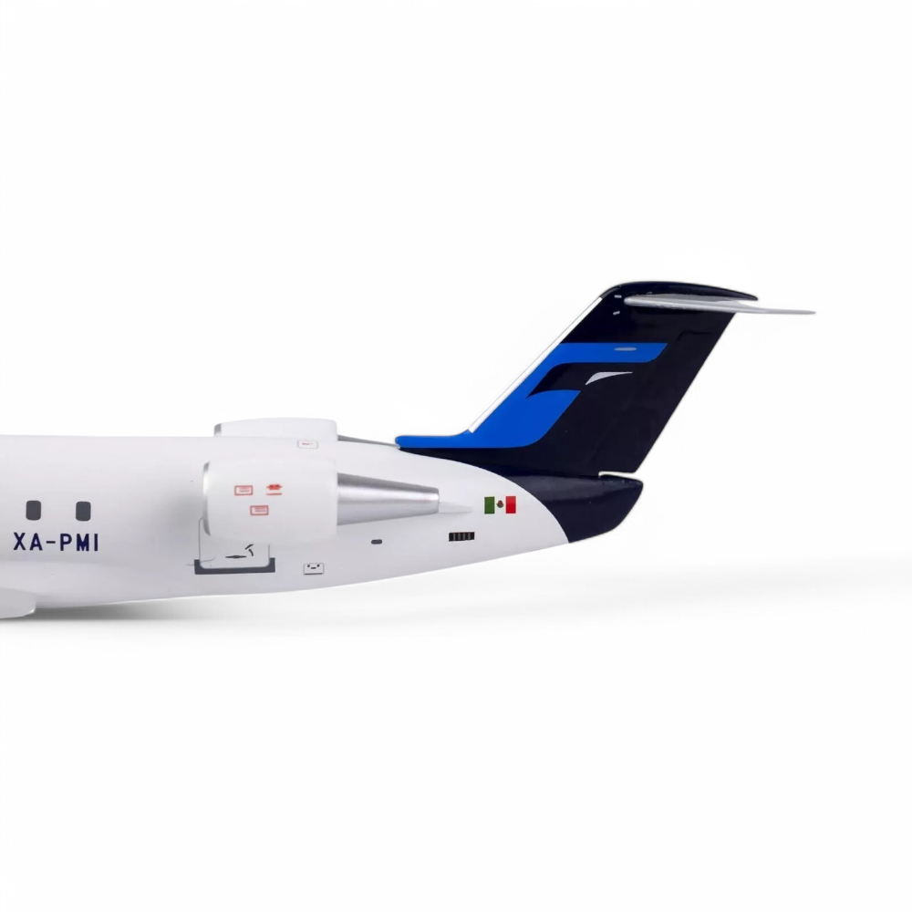 Bombardier CRJ200 - Member of One World Mexicana Link 1/200