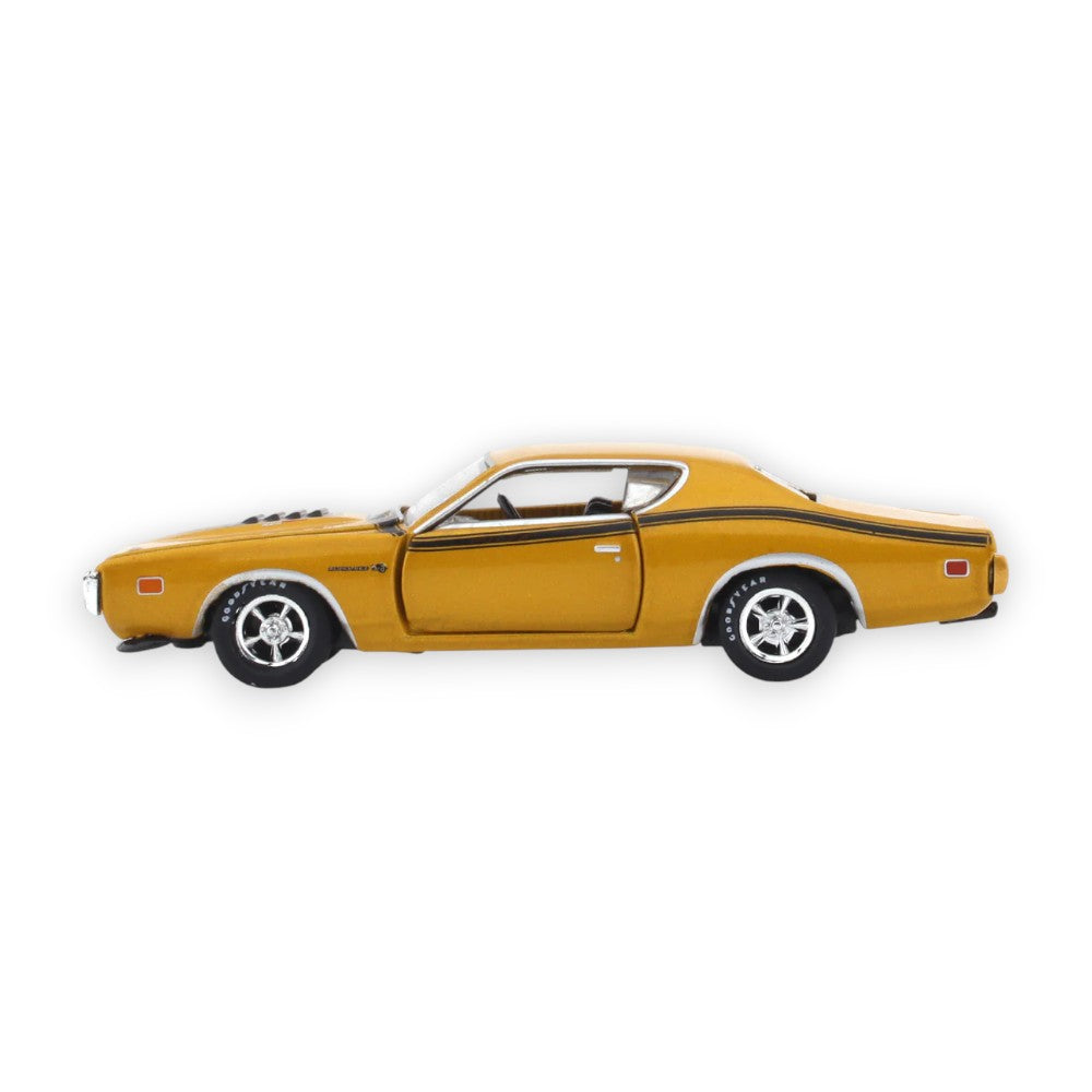 Auto-Thentics Release 86 - 1971 Dodge Charger Super Bee 1/64