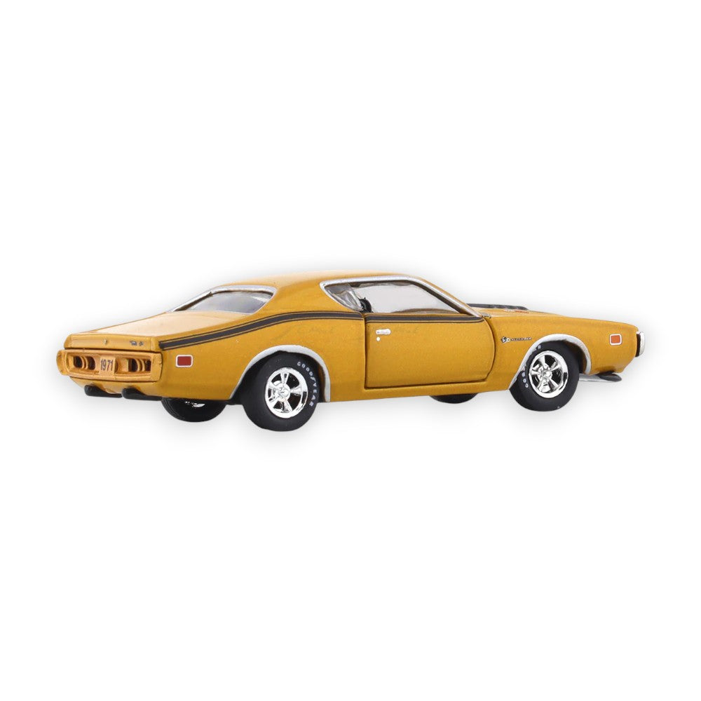 Auto-Thentics Release 86 - 1971 Dodge Charger Super Bee 1/64