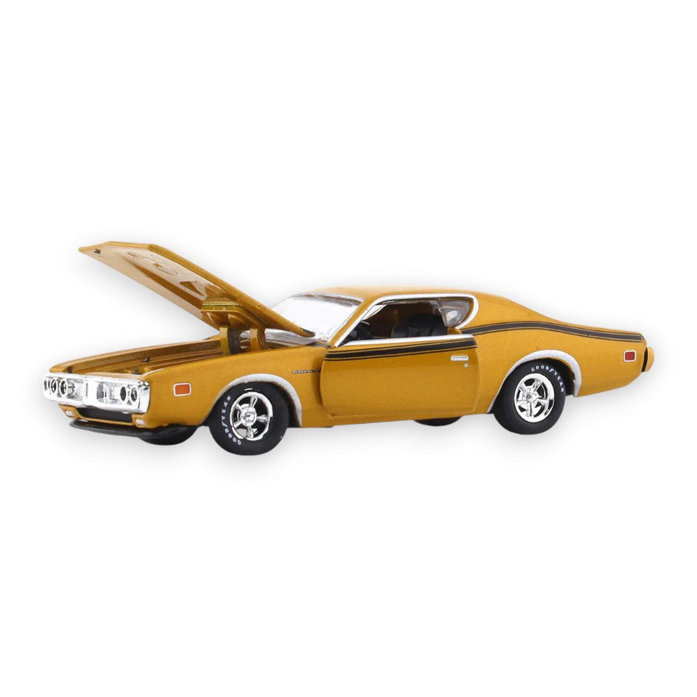 Auto-Thentics Release 86 - 1971 Dodge Charger Super Bee 1/64