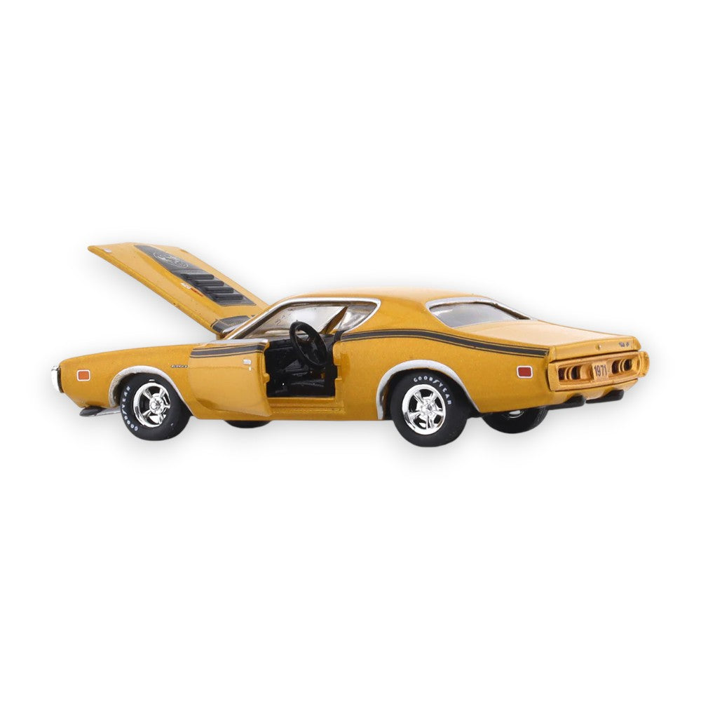 Auto-Thentics Release 86 - 1971 Dodge Charger Super Bee 1/64