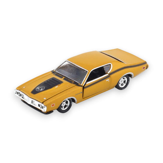 Auto-Thentics Release 86 - 1971 Dodge Charger Super Bee 1/64