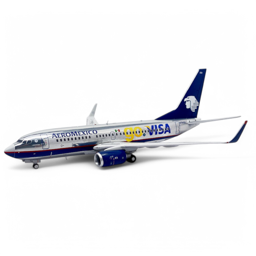Boeing 737-700 Flaps Down - AeroMexico 1/200