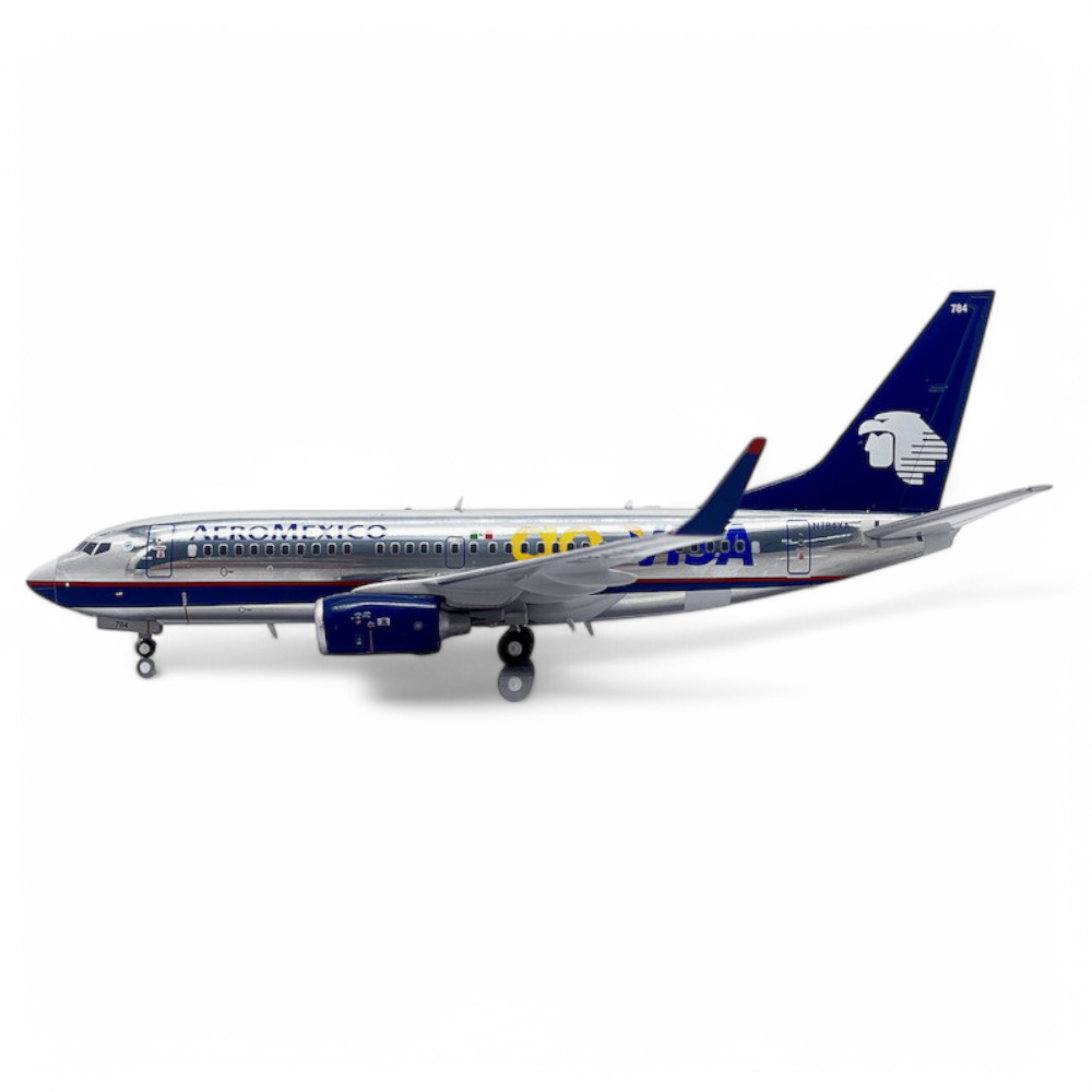Boeing 737-700 Flaps Down - AeroMexico 1/200