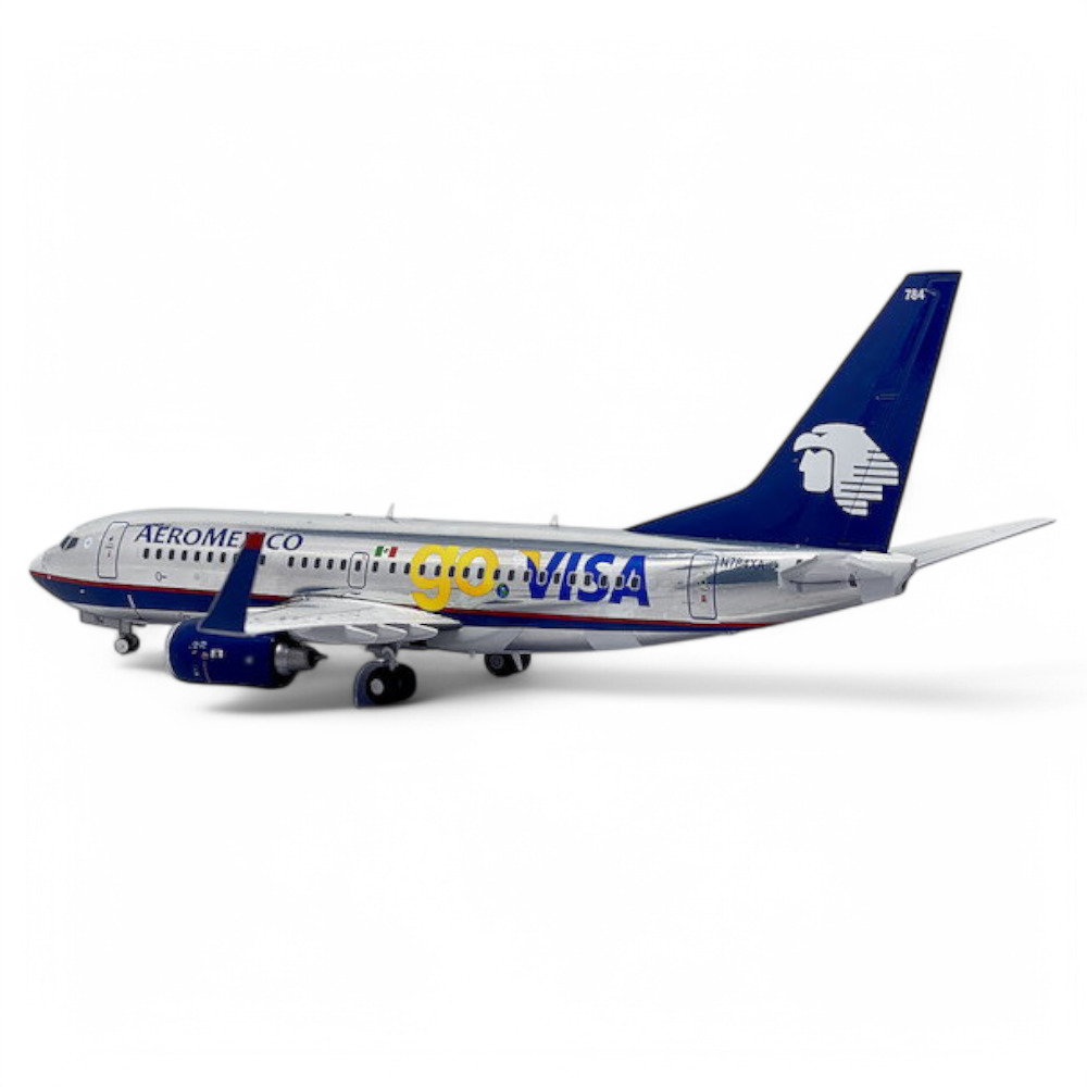 Boeing 737-700 Flaps Down - AeroMexico 1/200
