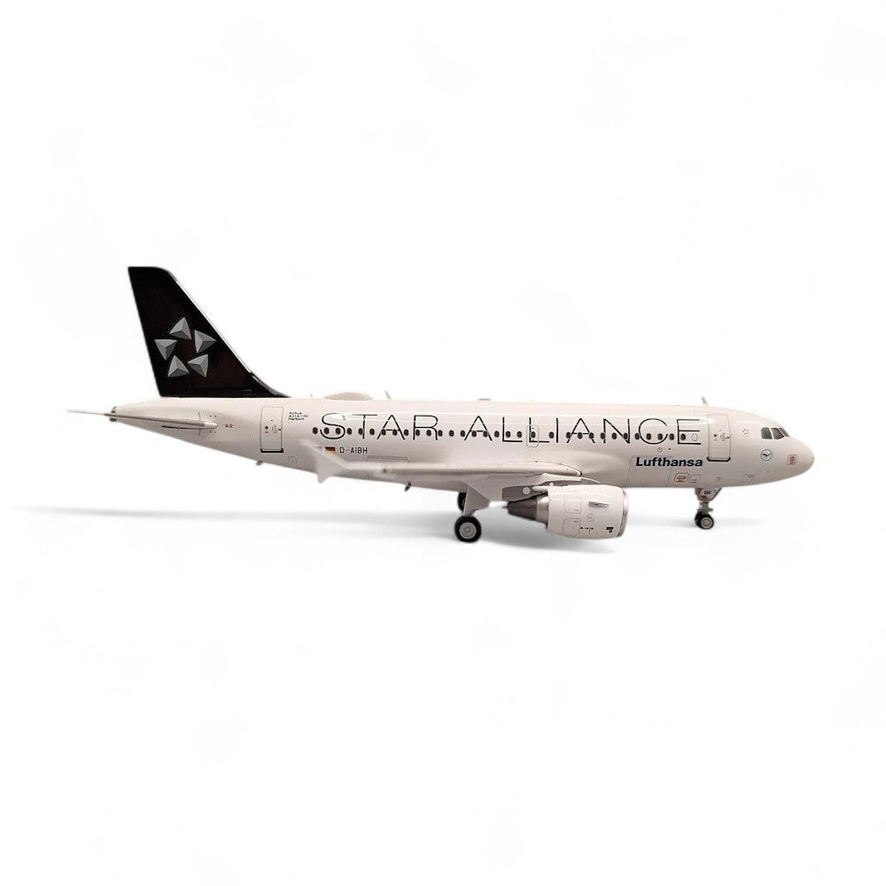 Airbus A319-112 Lufthansa Star Alliance D-AIBH 1/200